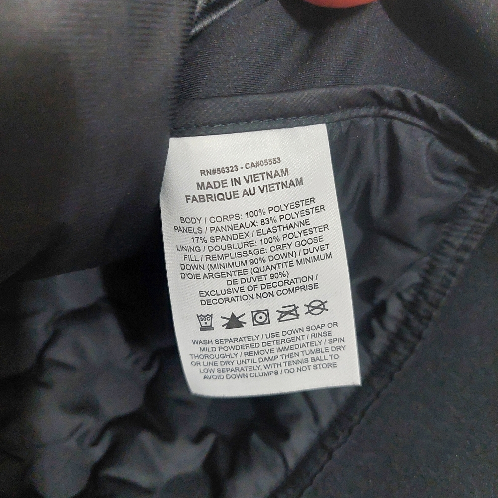 Nike Aeroloft Running Vest Black Quilted Down Sport Workout Warm M Women Cute - Picture 6 of 9